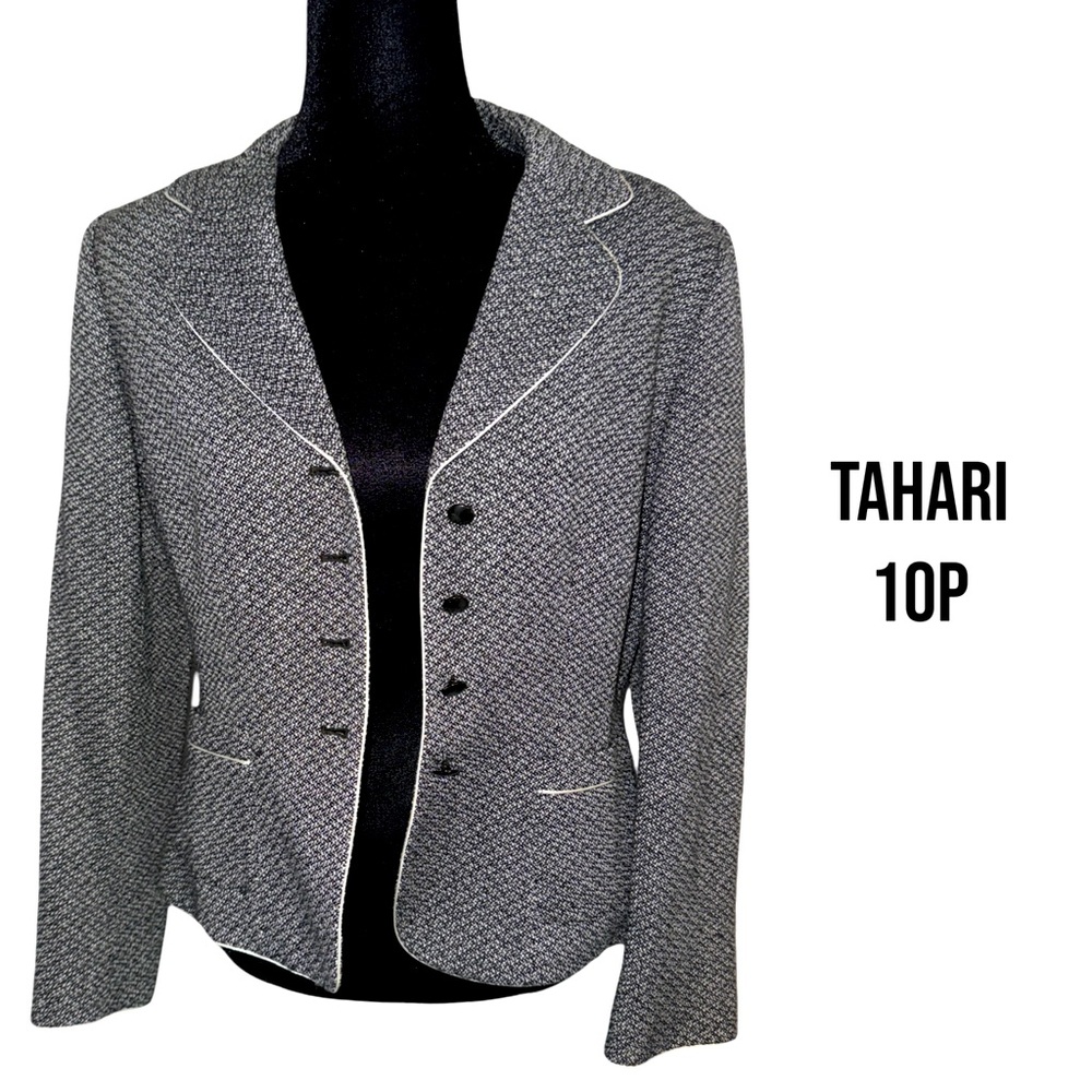 Tahari grey wool blend blazer with white trim and pockets Size 10P